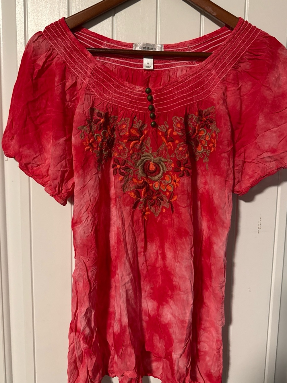 Women’s dressbarn Red Tie-Dye Embroidered Short Sleeve Blouse Boho Retro Hippie